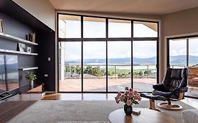 River Haven Serene Spacious With River Views